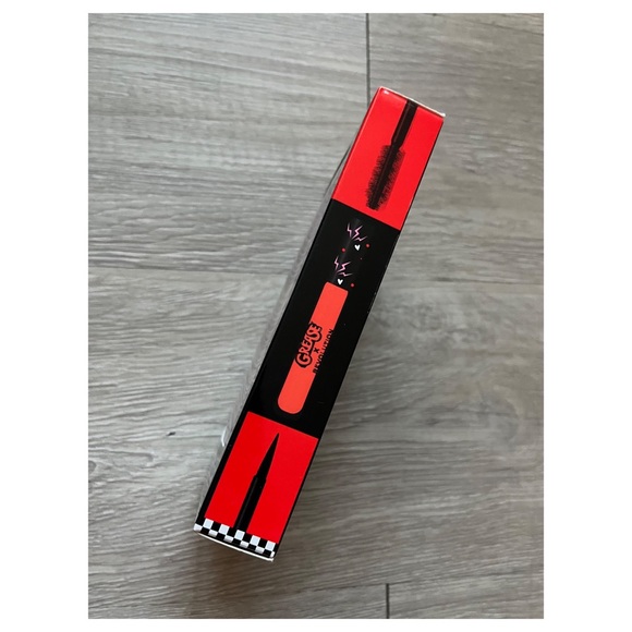 Revolution Grease makeup set - Lip Gloss, eyeliner, mascara - Picture 2 of 2